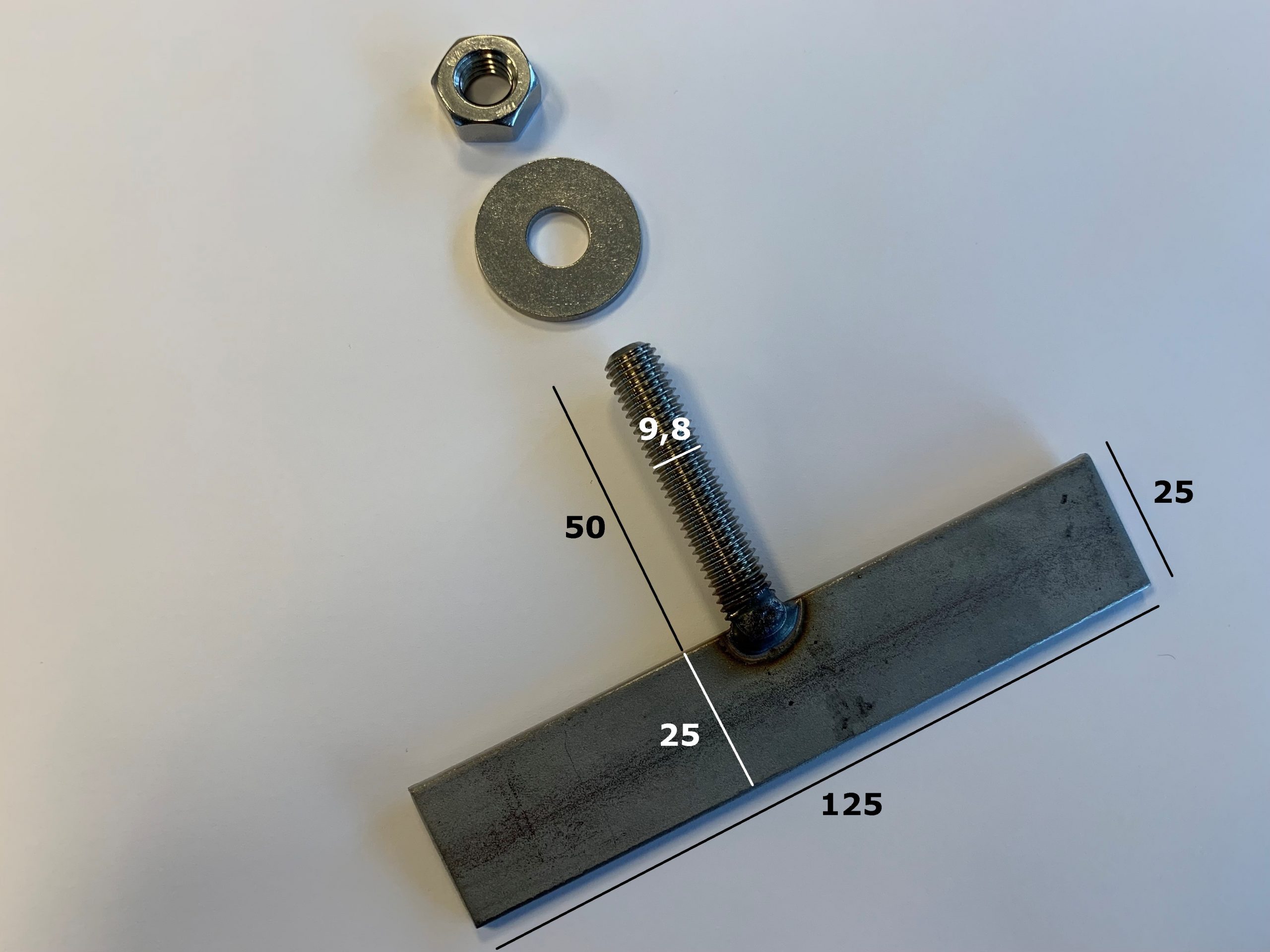 Ruuviankkuri M10x50, mitat M10x50-kiinnike ritilälle, kiinnitystarvikkeet mukana